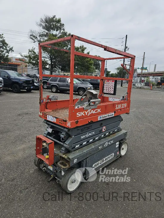 2018 Skyjack SJIII3219 Scissor Lift