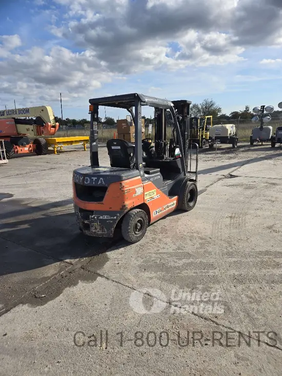 2021 Toyota 8FDU25 Warehouse Forklift