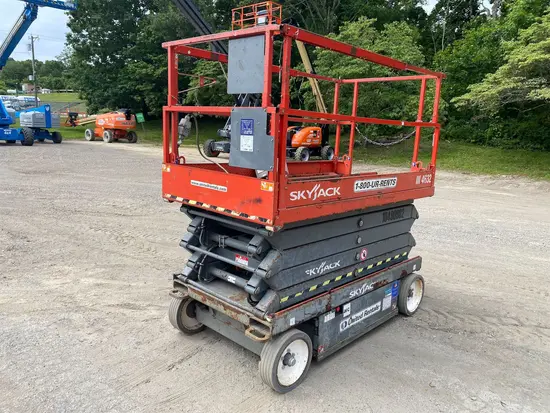2016 Skyjack SJIII4632 Scissor Lift
