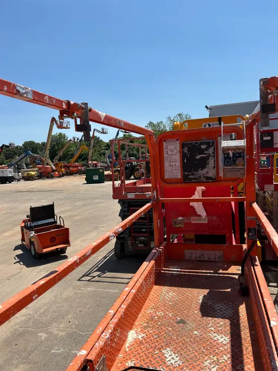 2019 Snorkel S3226E Scissor Lift