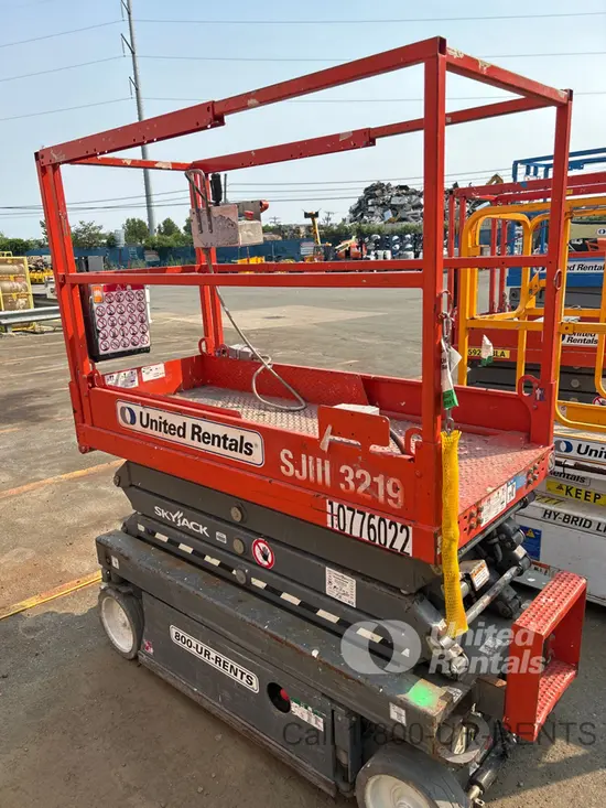 2018 Skyjack SJIII3219 Scissor Lift