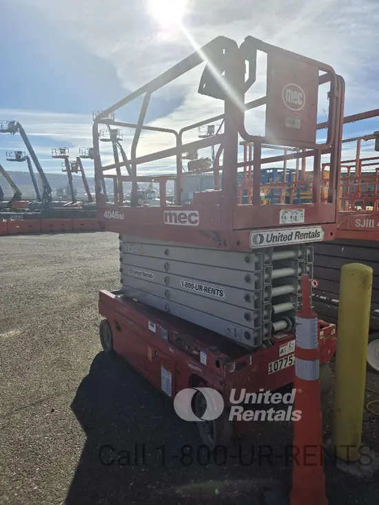 2018 MEC 4046SE Scissor Lift