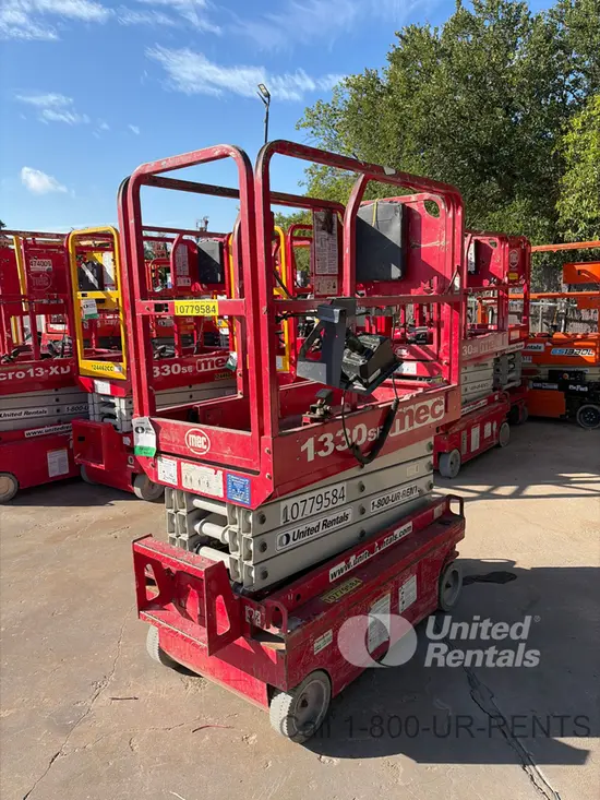 2018 MEC 1330SE Scissor Lift