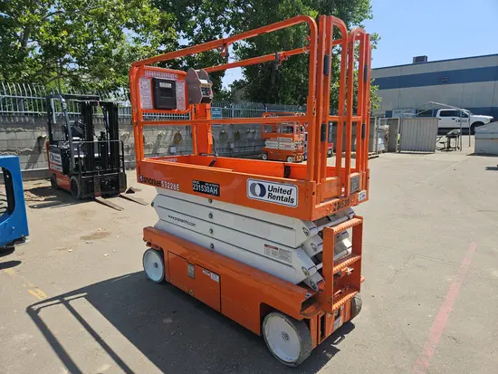 2019 Snorkel S3226E Scissor Lift