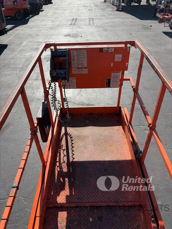 2017 JLG 3246ES Scissor Lift