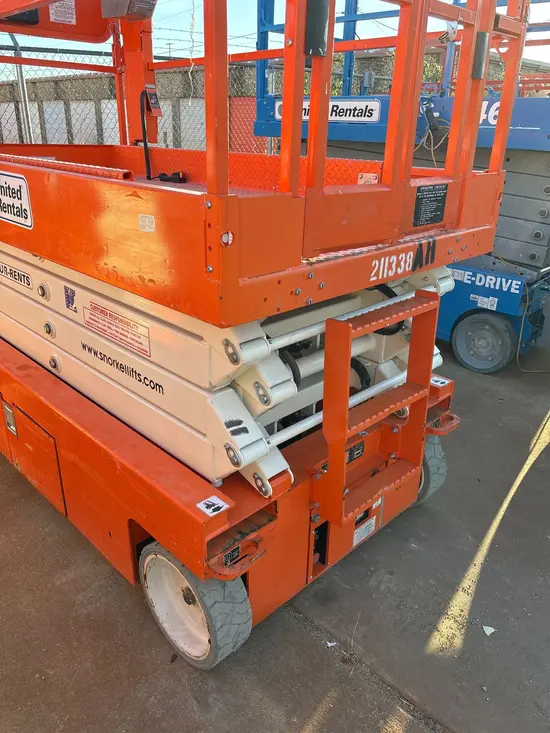 2018 Snorkel S4726E Scissor Lift
