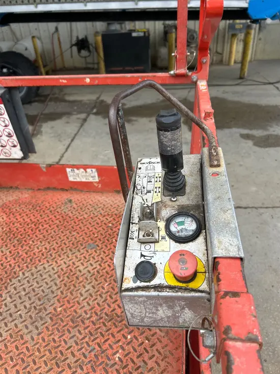2018 Skyjack SJIII4632 Scissor Lift
