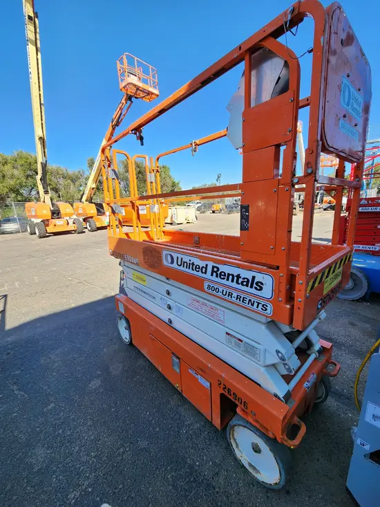 2019 Snorkel S3226E Scissor Lift