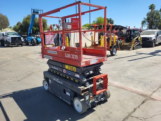 2018 Skyjack SJIII3219 Scissor Lift