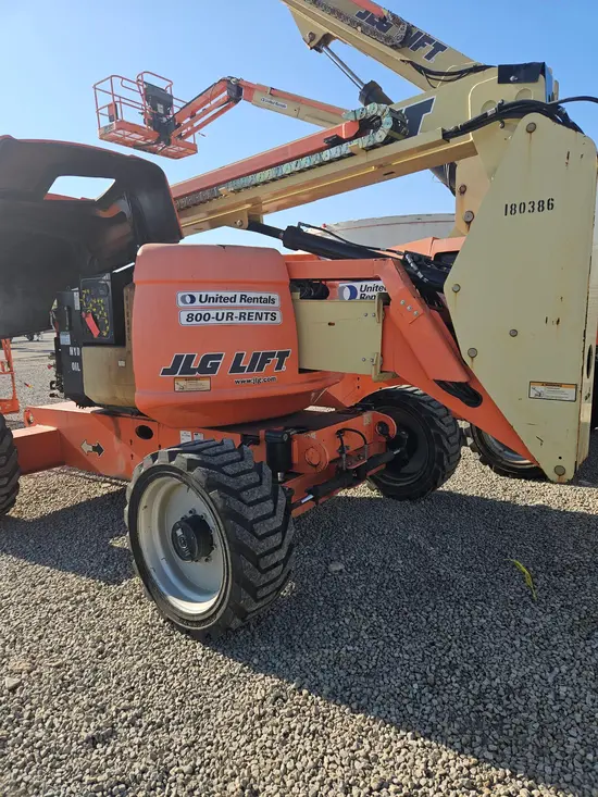 2016 JLG 600AJ Articulating Boom Lift