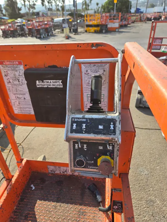 2019 Snorkel S3219E Scissor Lift