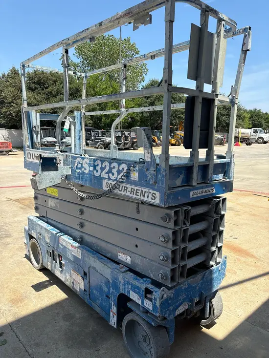 2018 Genie GS-3232 Scissor Lift