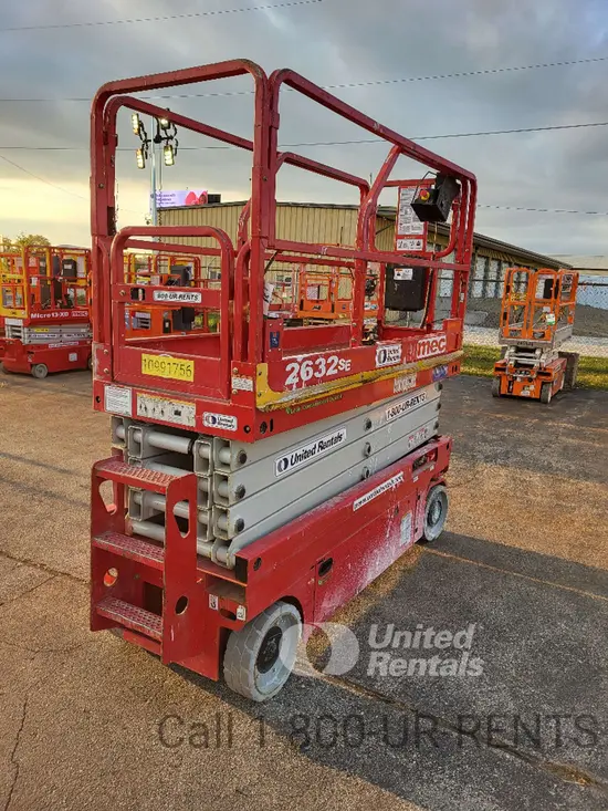 2019 MEC 2632SE Scissor Lift