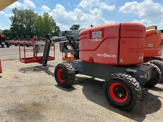 2016 Skyjack SJ46AJ Articulating Boom Lift