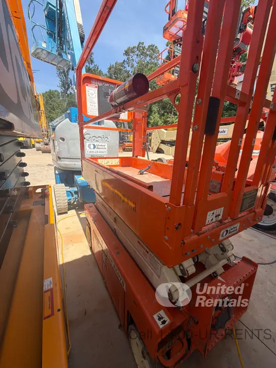 2021 Snorkel S3219E Scissor Lift