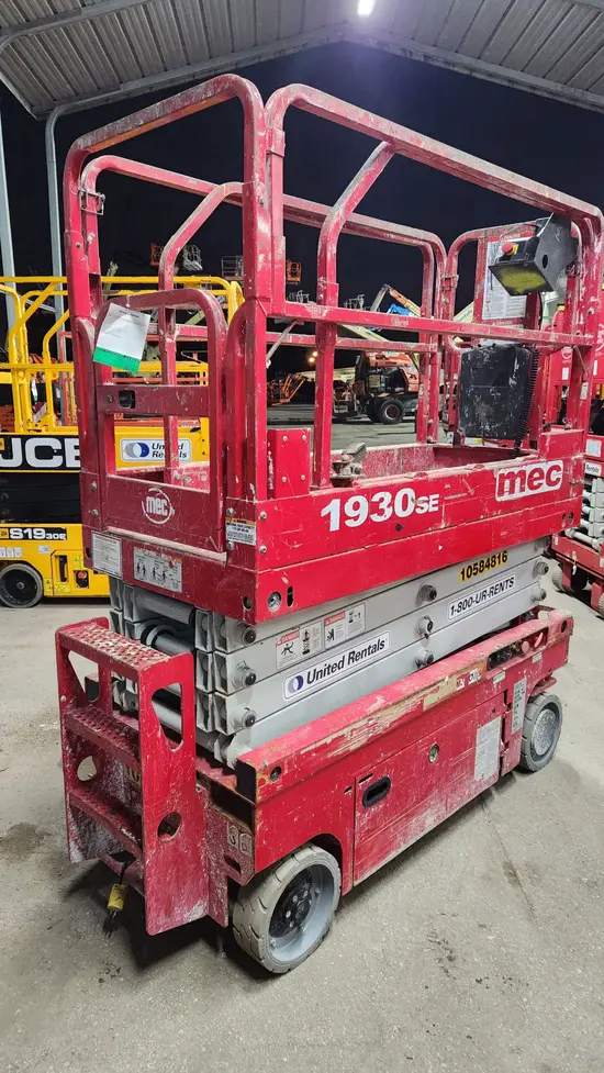 2017 MEC 1930SE Scissor Lift