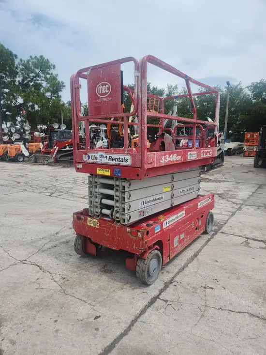 2017 MEC 3346SE Scissor Lift