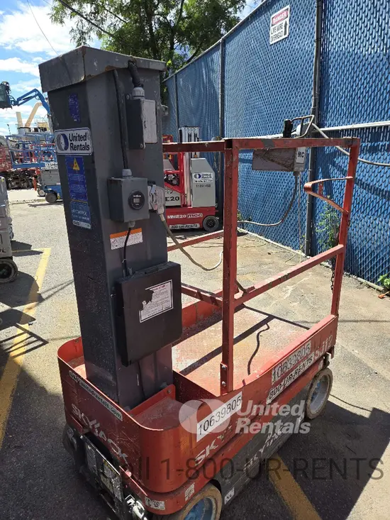 2017 Skyjack SJ12 Self-Propelled One-Person Lift