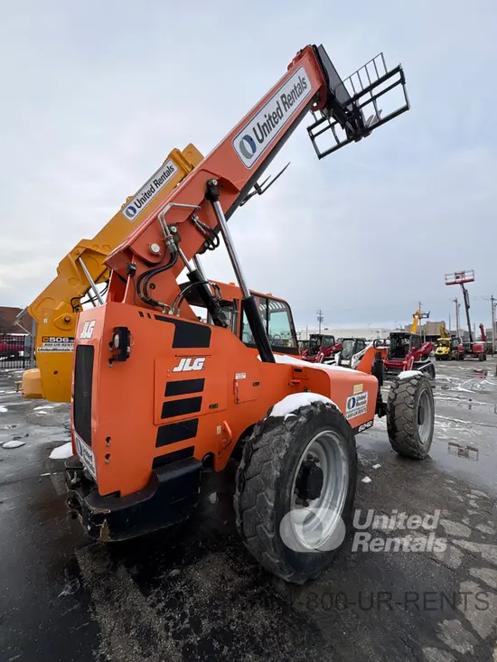 2018 SKYTRAK 6042 Forklift