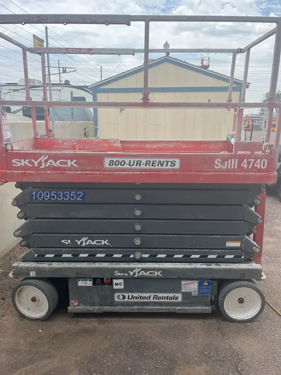 2019 Skyjack SJIII4740 Scissor Lift