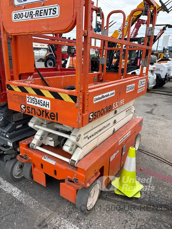 2019 Snorkel S3219E Scissor Lift