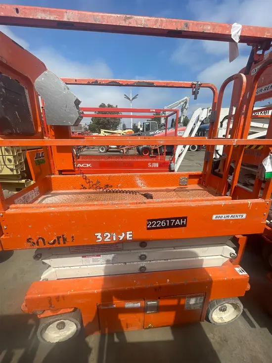 2019 Snorkel S3219E Scissor Lift