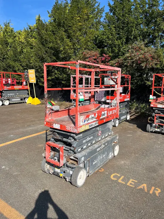 2018 Skyjack SJIII3219 Scissor Lift