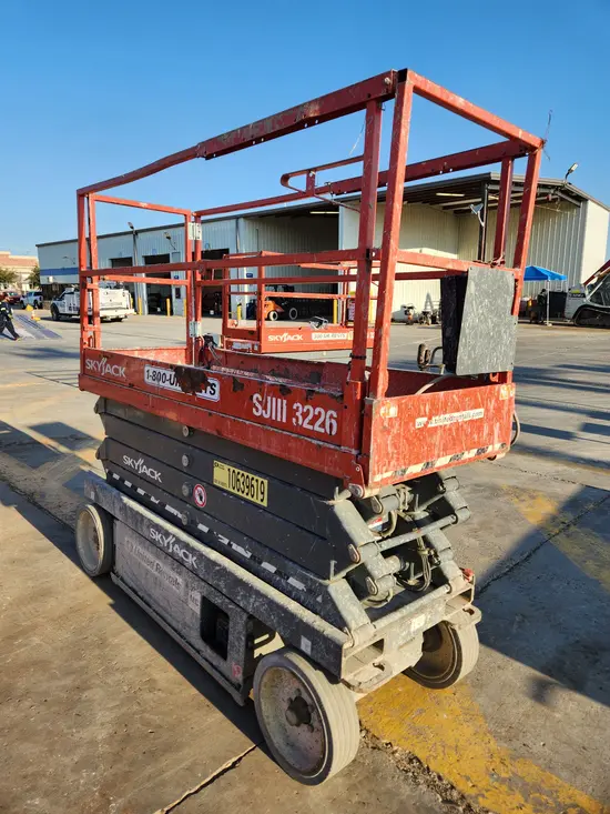 2017 Skyjack SJIII3226 Scissor Lift