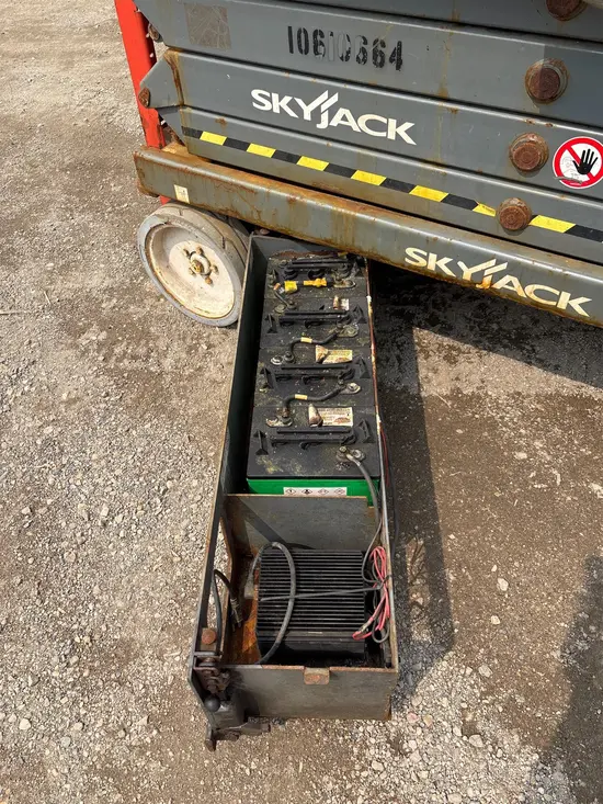 2017 Skyjack SJIII3226 Scissor Lift