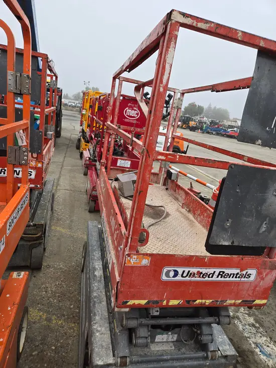 2016 Skyjack SJIII3219 Scissor Lift