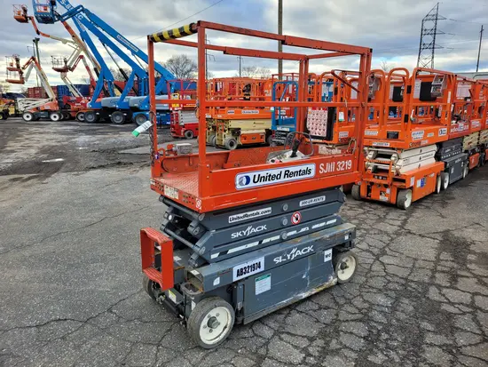 2017 Skyjack SJIII3219 Scissor Lift