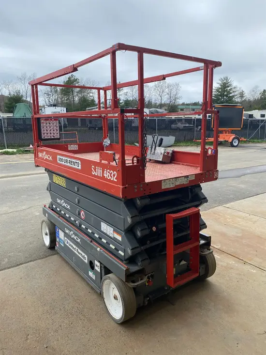 2018 Skyjack SJIII4632 Scissor Lift