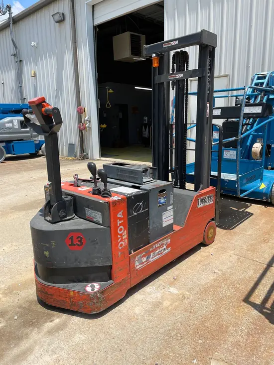 2018 Toyota 6BWC20 Warehouse Forklift