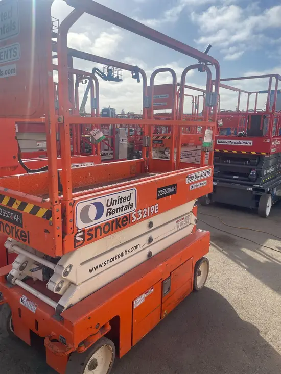2019 Snorkel S3219E Scissor Lift