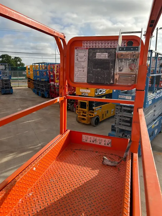 2019 Snorkel S3226E Scissor Lift