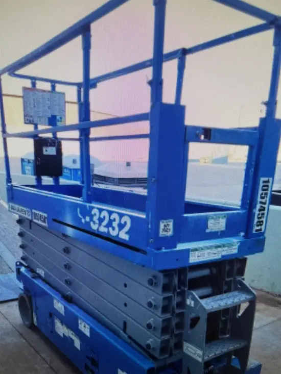 2017 Genie GS-3232 Scissor Lift