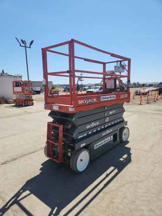 2018 Skyjack SJIII3226 Scissor Lift