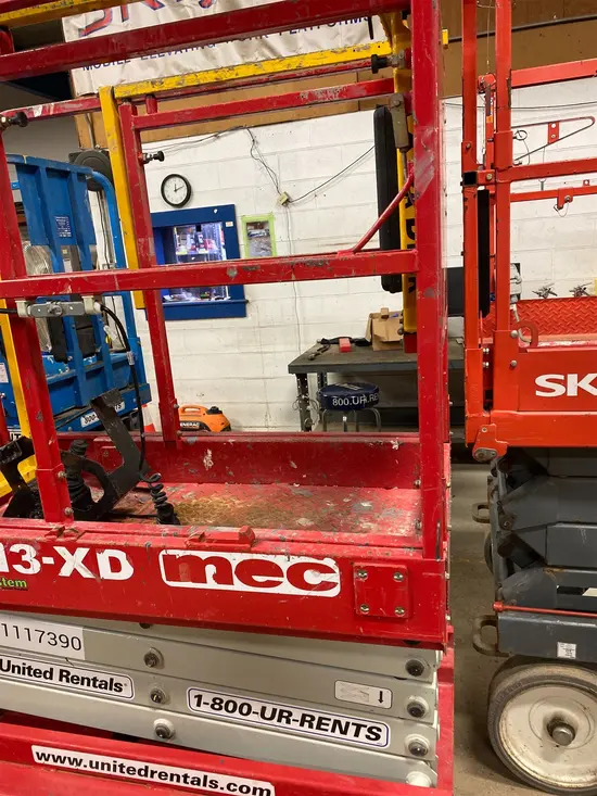 2020 MEC 1330SE Scissor Lift