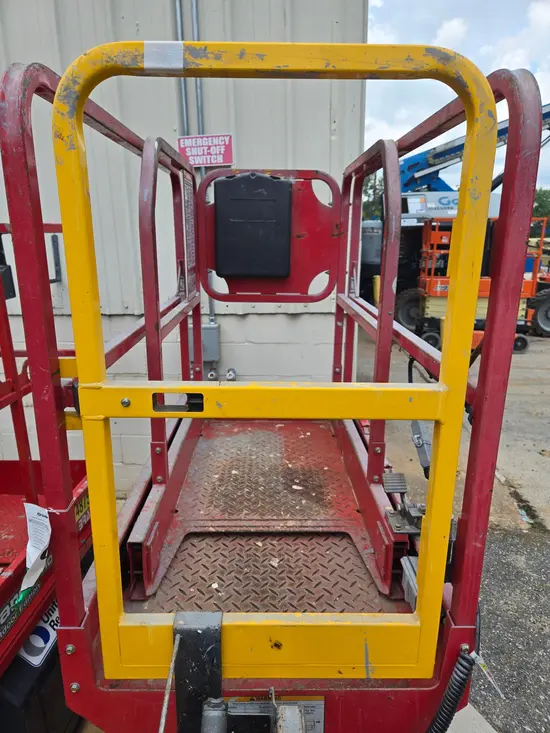 2019 MEC 1330SE Scissor Lift
