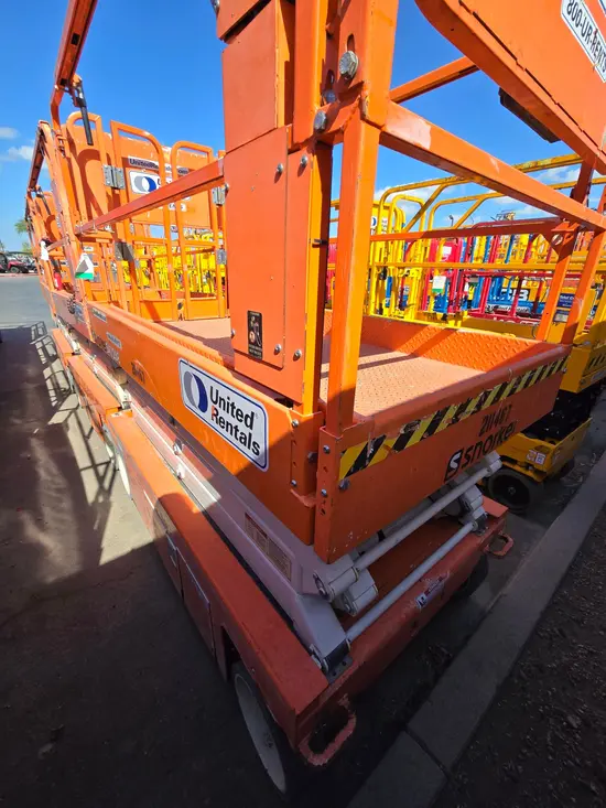 2018 Snorkel S4726E Scissor Lift
