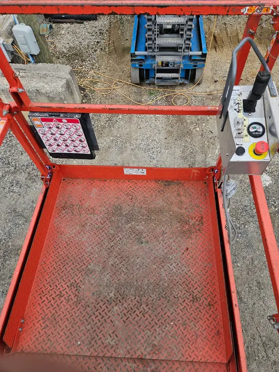 2017 Skyjack SJIII4740 Scissor Lift