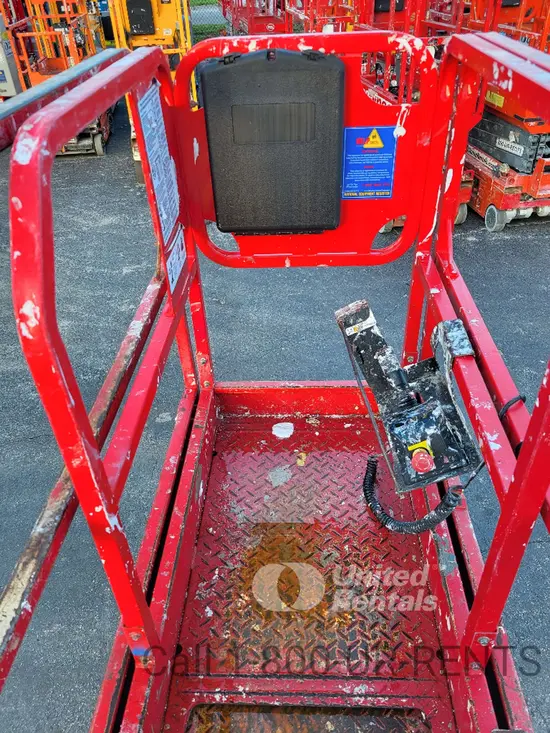 2018 MEC 1330SE Scissor Lift