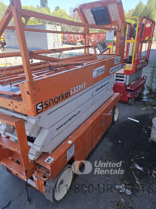 2018 Snorkel S3226E Scissor Lift