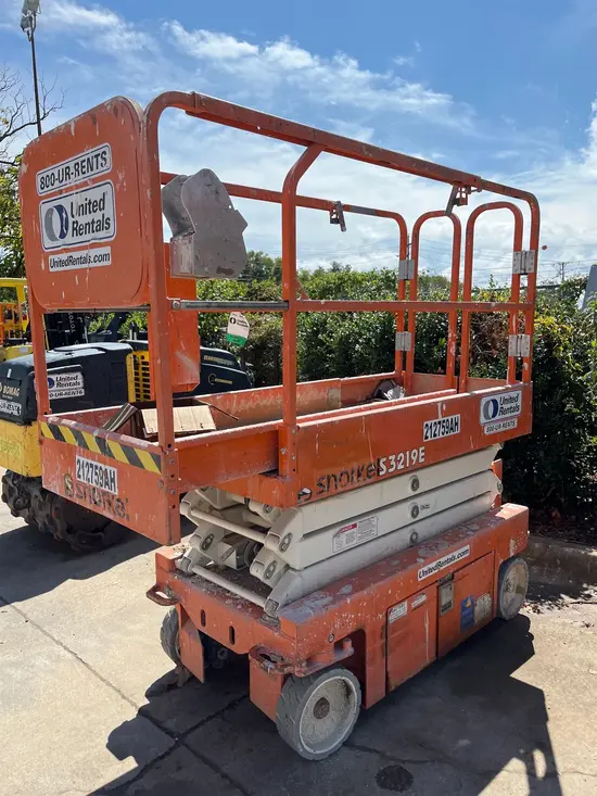 2018 Snorkel S3219E Scissor Lift