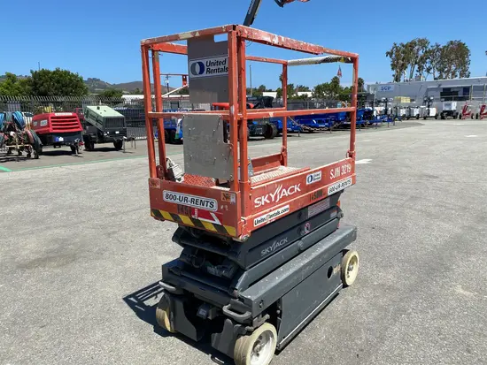 2014 Skyjack SJIII3219 Scissor Lift