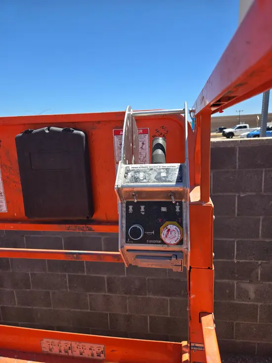 2018 Snorkel S4732E Scissor Lift