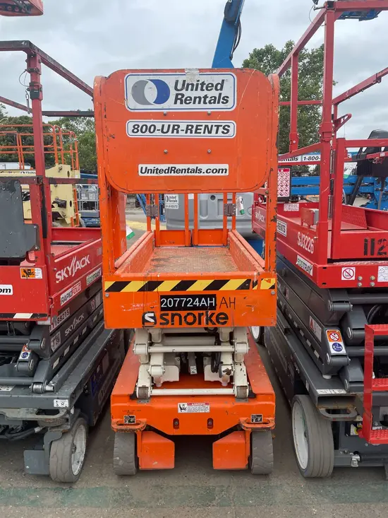2018 Snorkel S3219E Scissor Lift