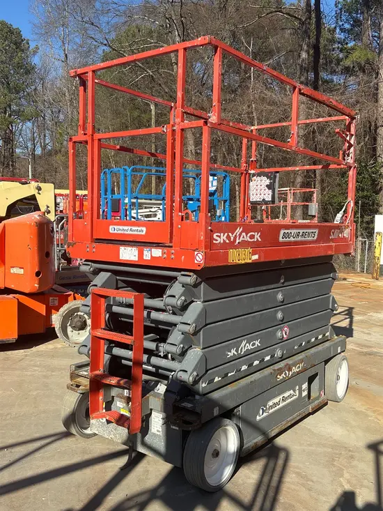 2018 Skyjack SJIII4740 Scissor Lift