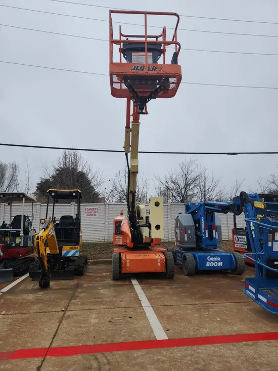 2015 JLG E400AJPN Articulating Boom Lift
