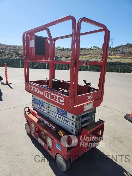 2018 MEC 1330SE Scissor Lift